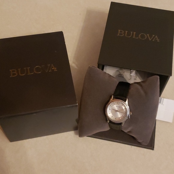Womens bulova watch - Picture 4 of 8